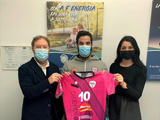 Foto di AF Energia con la maglia del Delta Volley